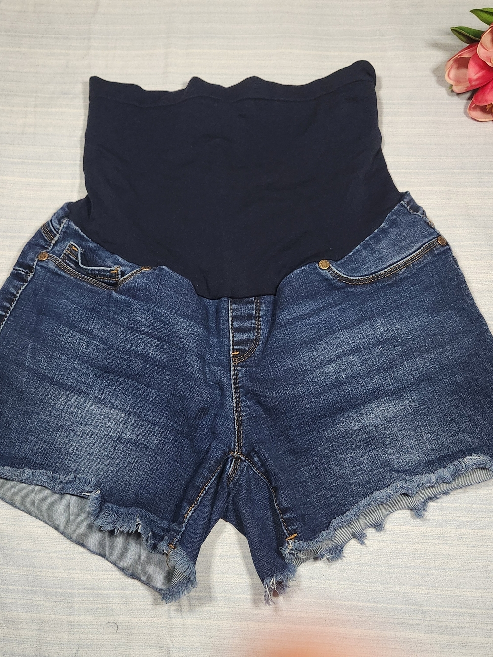 Haute Mama Maternity Full Pane Denim Shorts - Distressed. Dark Wash - Size M